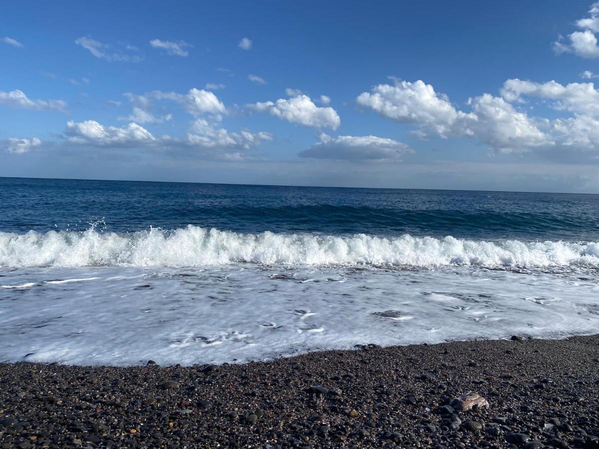 Appartamento Lipari Centro Storico Flat 7 mins from port Esterno foto