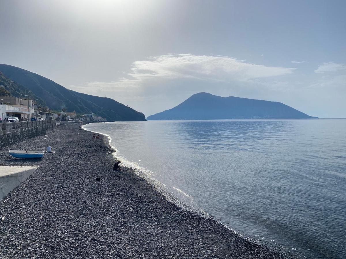 Appartamento Lipari Centro Storico Flat 7 mins from port Esterno foto