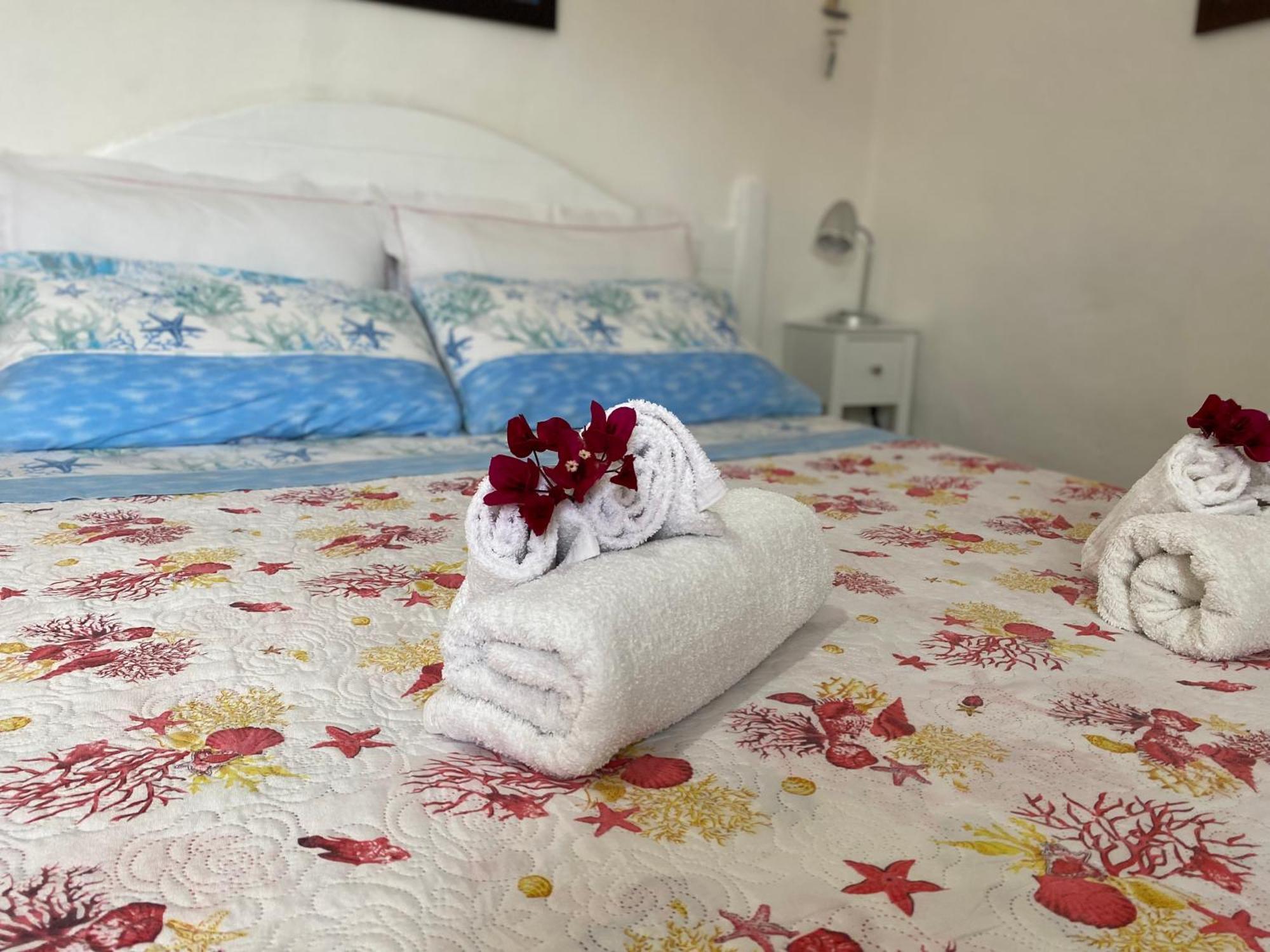 Appartamento Lipari Centro Storico Flat 7 mins from port Esterno foto